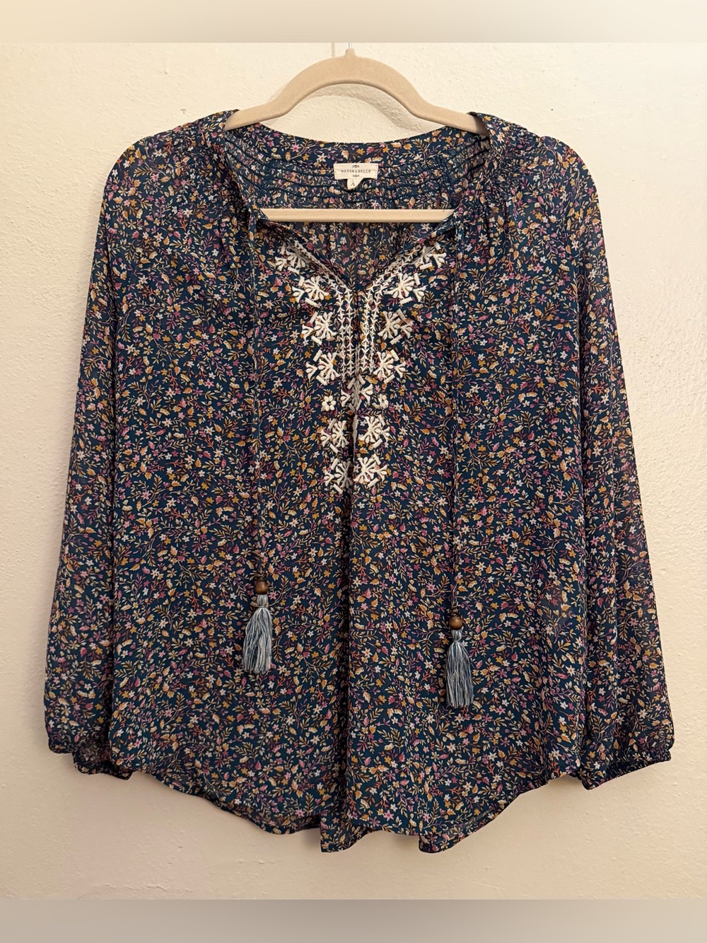 Maison & Belle Boho Floral Embroidered Top with Wooden Tassels Like New size M - Picture 2 of 11